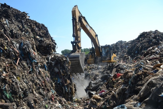 Суд зобов’язав припинити діяльність Грибовицького сміттєзвалища на Львівщині