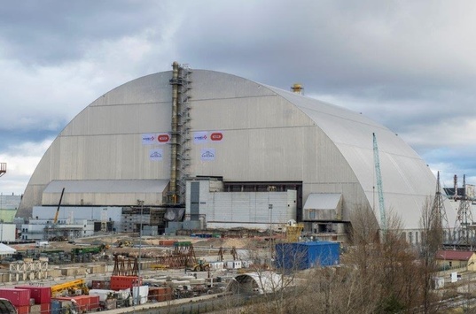 Четвертий енергоблок Чорнобильської АЕС накрили захисною аркою