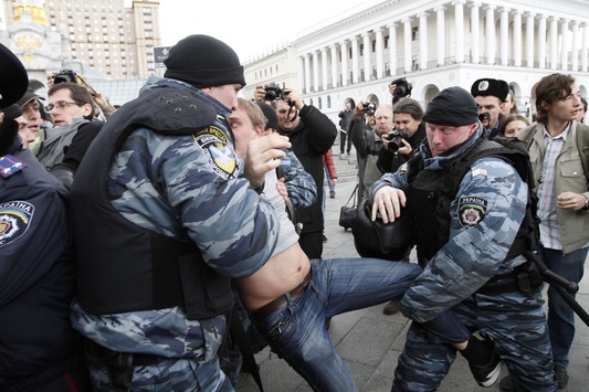 Беркутівців, яких підозрюють у розгоні Майдану, усунули від служби