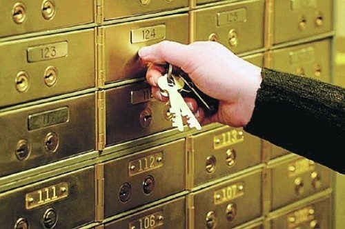 У столиці із банківської скриньки вкрали $80 тис.