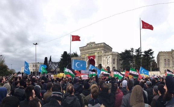 У Туреччині протестували студенти проти дій Росії в Сирії
