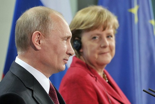 Путін планує масштабну дезінформаційну кампанію проти Меркель - Bild