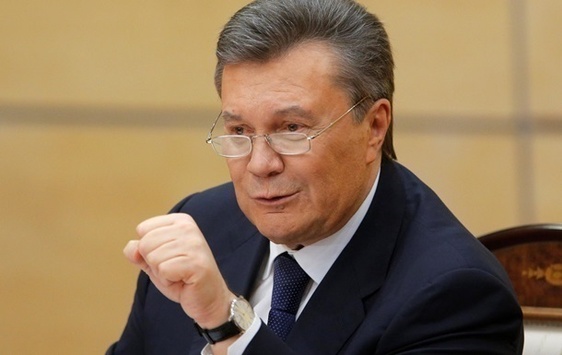 Путін дозволив Януковичу «погостювати» ще рік