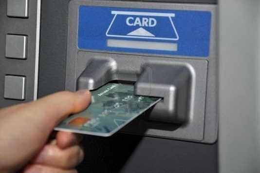 «Ощадбанк» пояснив, чому не працюють його банкомати і платіжні термінали