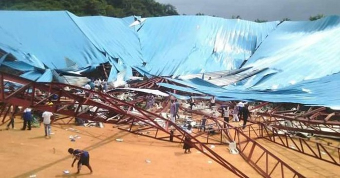 Трагедія в Нігерії: внаслідок обвалу даху церкви загинули 160 людей