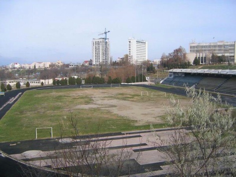Окупація і спорт. Як Росія «відродила» стадіон у Севастополі (ФОТО)