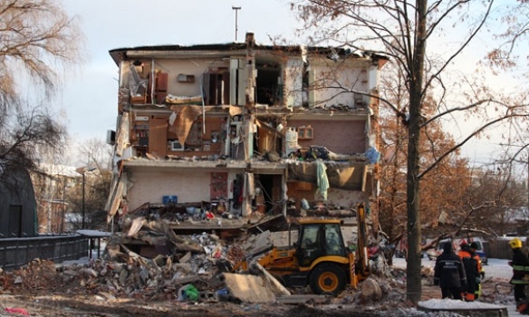 Обвал будинку в Чернігові: версія про вибух не підтвердилася