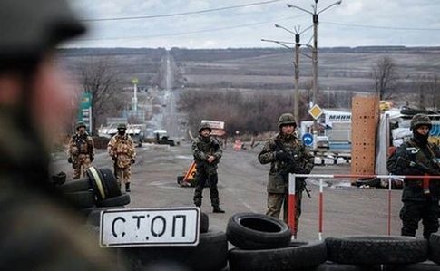 Бойовики відкрили вогонь по людях на КПВВ «Майорськ»: є жертви
