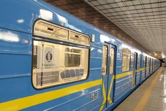 Епідемія грипу: в київському метро проводиться дезінфекція 
