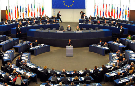 Європарламент виступив за розширення санкцій проти Росії
