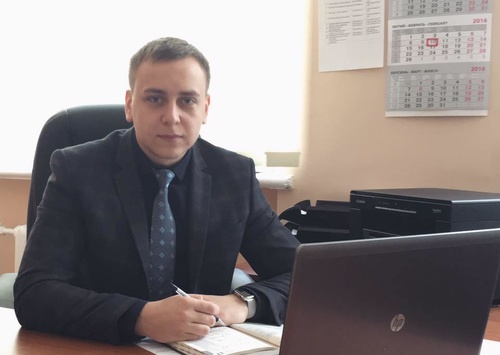 24-річний прокурор задекларував майна на півмільйона і їздить в «ЛНР» (ФОТО)