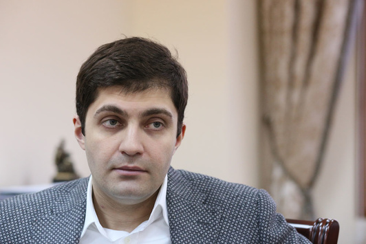 Сакварелідзе заявив, що Порошенко загрався із Коломойським та його «Приватбанком»
