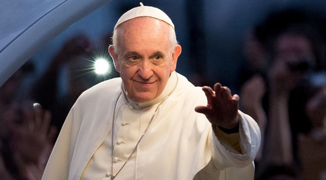 Папа Римський у різдвяному посланні закликав до миру на Донбасі
