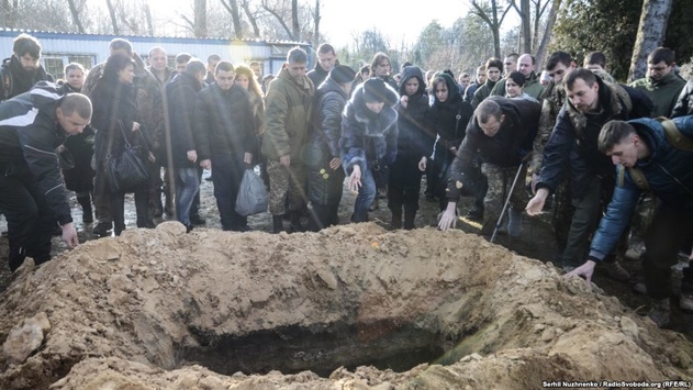 Як у Києві прощалися з бійцем, загиблим на Світлодарській дузі