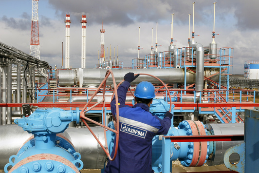 «Газпром» знизив тиск газу на вході в українську ГТС