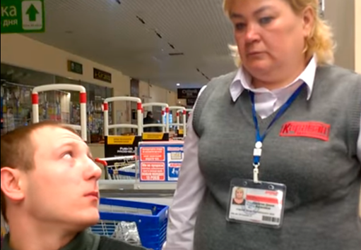 В столичному супермаркеті клієнта відмовилися обслуговувати українською мовою