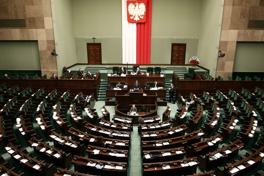 Польський Сенат ухвалив скандальний закон про бюджет на 2017 рік