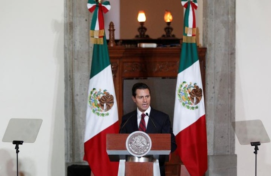Президент Мексики заявив, що не має наміру платити за «стіну Трампа»