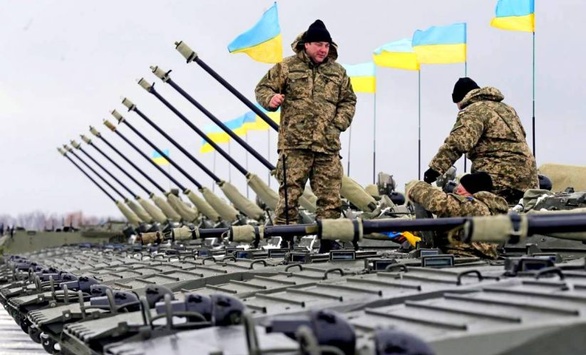 Броньовані «іграшки». На яку новітню техніку може розраховувати армія України в 2017 році