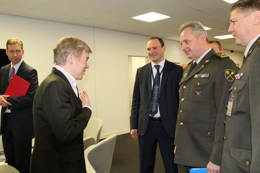 Муженко прибув до офісу НАТО, щоб розповісти про ситуацію на Донбасі 
