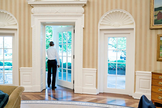 Екс-президент Обама покинув овальний кабінет у Білому домі