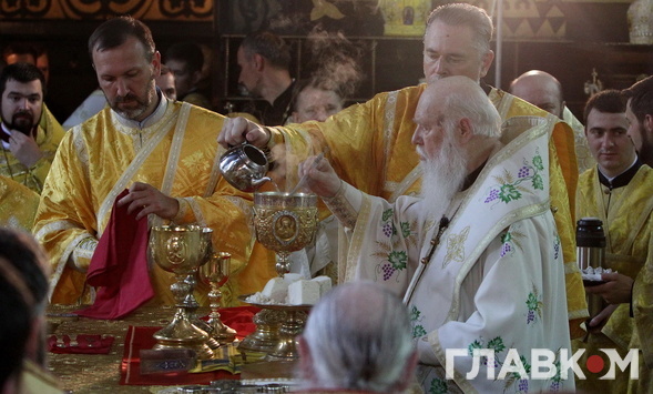 Предстоятелю Української православної церкви - 88. Віряни виконали Патріарху «Многая літа»
