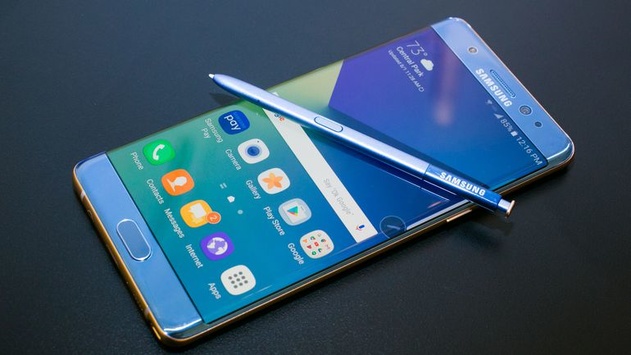 В Samsung назвали причину спалахів Galaxy Note 7