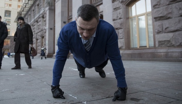 Віталій Кличко взяв участь у флешмобі #22PushupChallenge на підтримку ветеранів АТО