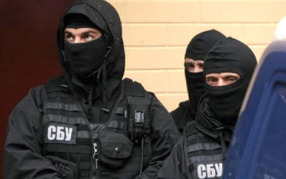 Силовики проводять обшуки в Ужгородській міськраді