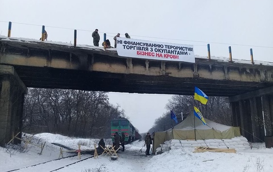 Активісти «блокади Донбасу» в разі розгону погрожують знищити магістралі 