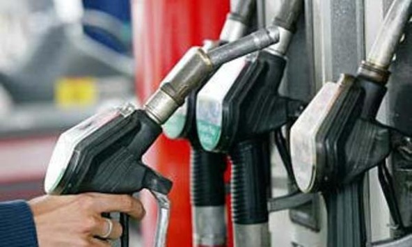 АЗС знову підвищили ціни на бензин і дизпаливо