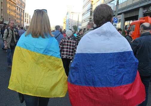 Більше ніж третина українців досі добре ставиться до Росії – опитування