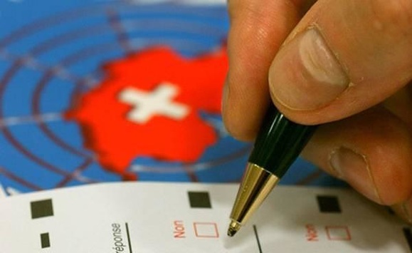У Швейцарії проходить референдум про спрощене отримання громадянства 