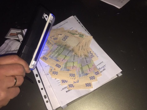 На Вінничині  поліцейського спіймали на хабарі в сумі 22 тис грн