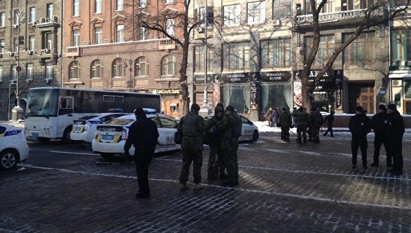 Річниця Революції Гідності: поліція посилює охорону восьми в’їздів до Києва