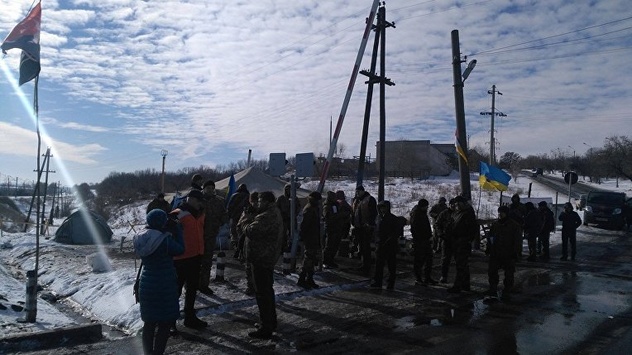 Експерт розповів, кому вигідна блокада на Донбасі