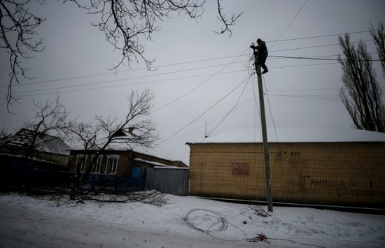Українська сторона повністю відремонтувала лінії електропередач у Авдіївці – Жебрівський