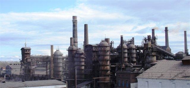 Через блокаду Донбасу зупинився Єнакіївський металургійний завод Ахметова