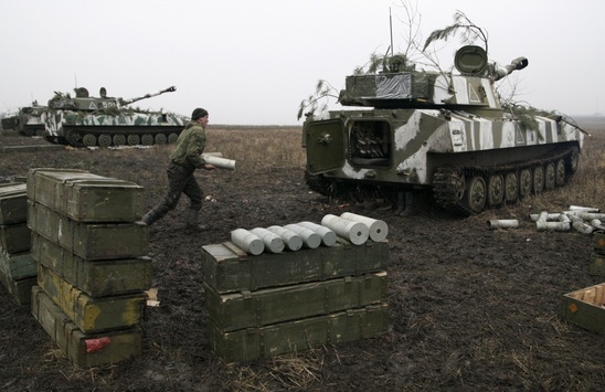 Бойовики знов гатять по українських позиціях біля Авдіївки 