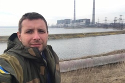 Блокада на Донбасі. Як посварилися нардеп Парасюк і блогер Дзиндзя