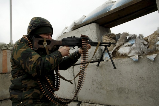 В зоні АТО за минулу добу поранено четверо українських військових