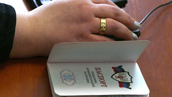 Російські банки ігнорують указ Путіна: «паспорт «Л/ДНР» - не документ