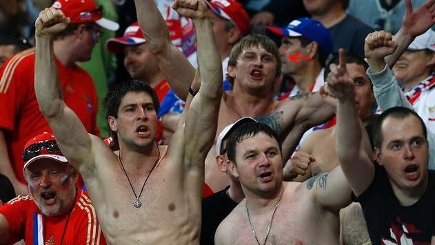 Футбольні фанати у Росії салютуватимуть «ложками перемоги»