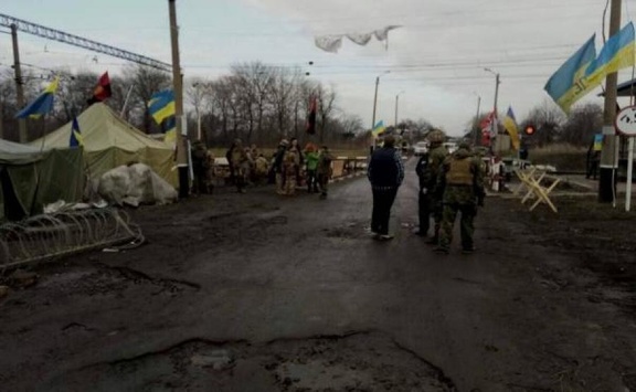 Працівники маріупольських заводів закликають президента і прем'єра втрутитися в ситуацію з блокадою на Донбасі