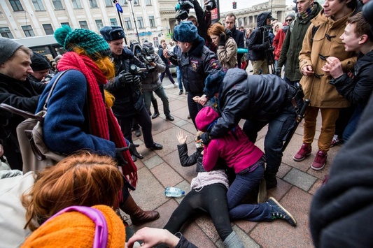 У Санкт-Петербурзі поліція затримала шістьох феміністок