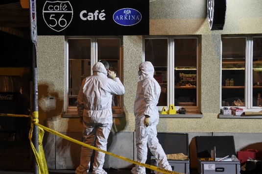У Швейцарії невідомі розстріляли людей в кафе