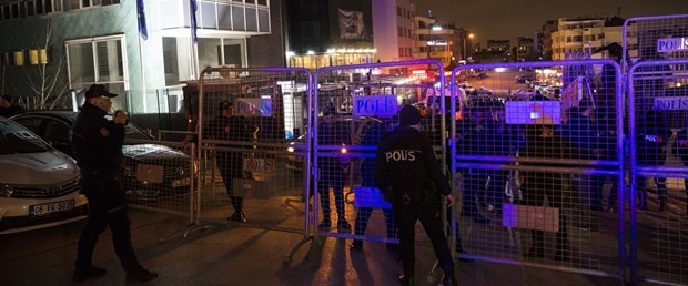 У Туреччині заблокувано дипломатичні місії Нідерландів