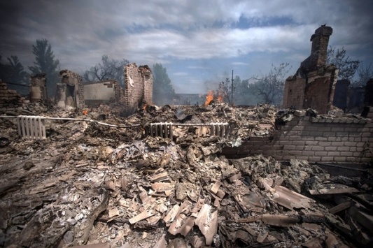 Російські пропагандисти знімають зруйновані будинки на Донбасі - розвідка