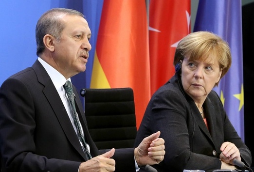 Ердоган звинуватив Меркель у підтримці терористів