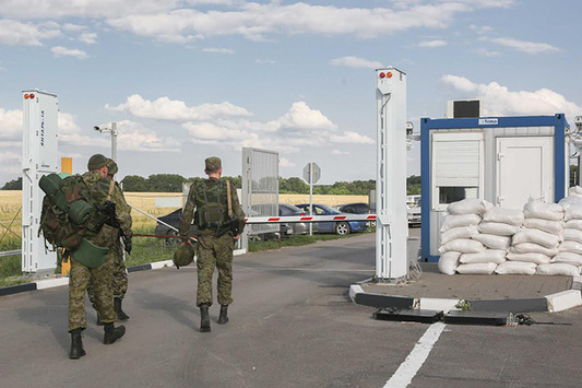 З Росії в Україну в’їхали люди у камуфляжі та з бронежилетами - ОБСЄ